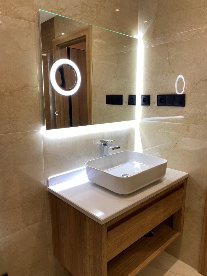 Apartment Friends Besenova - Free Swinning Pool Ngoại thất bức ảnh