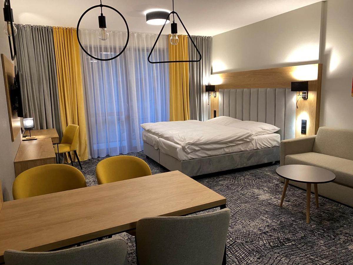 Apartment Friends Besenova - Free Swinning Pool Ngoại thất bức ảnh